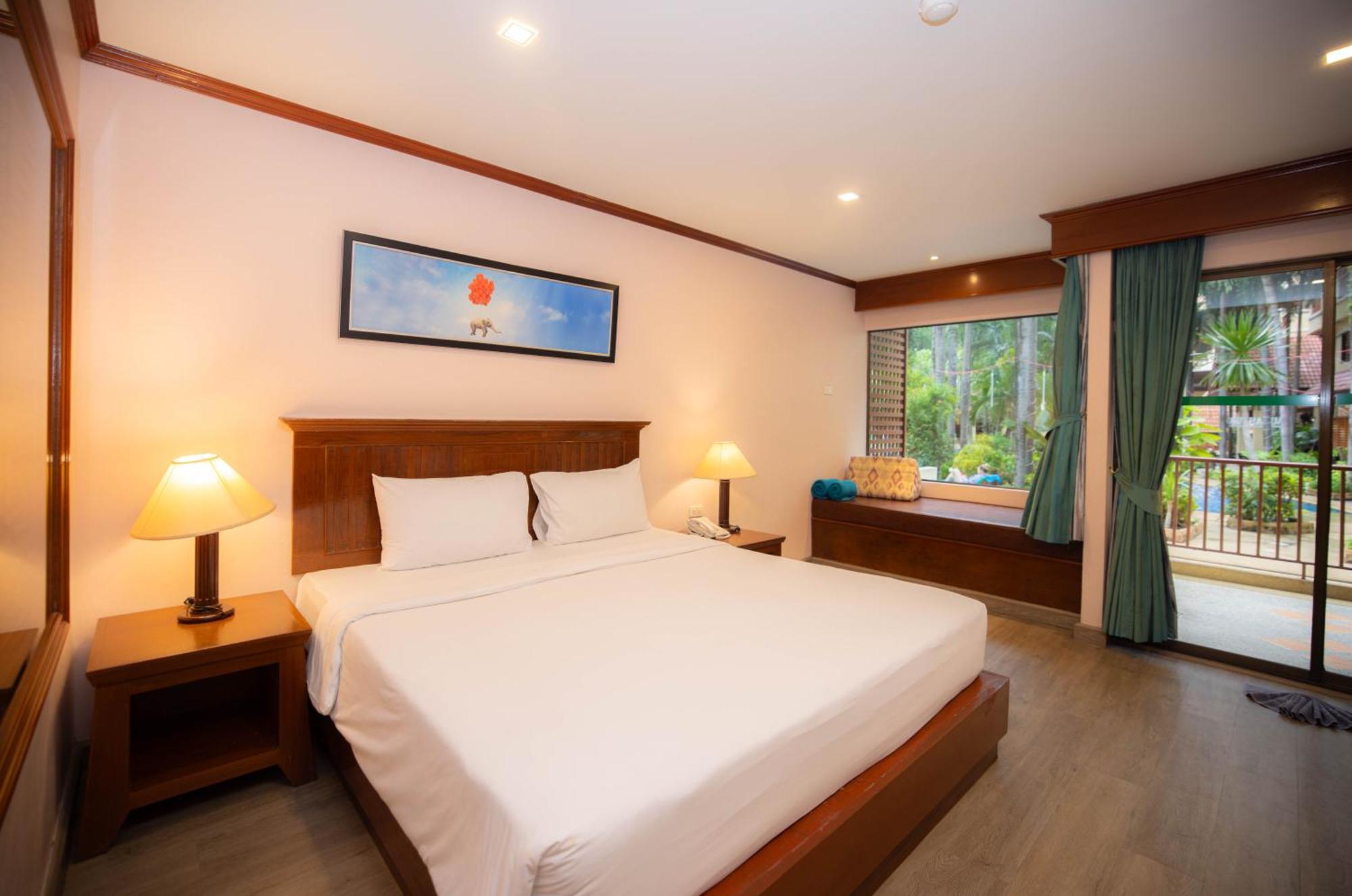Khách sạn Baumanburi 4*