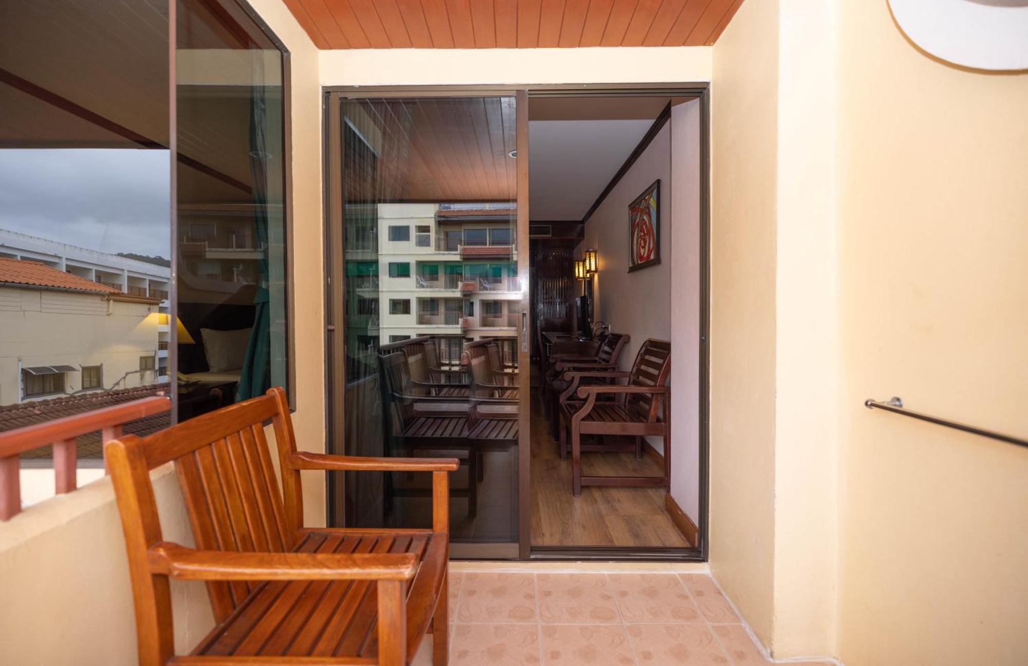 Khách sạn Baumanburi 4*